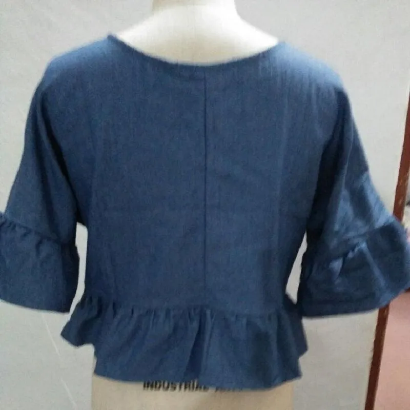 BELLA BUTTERFLY SLEEVE DENIM CROP TOP