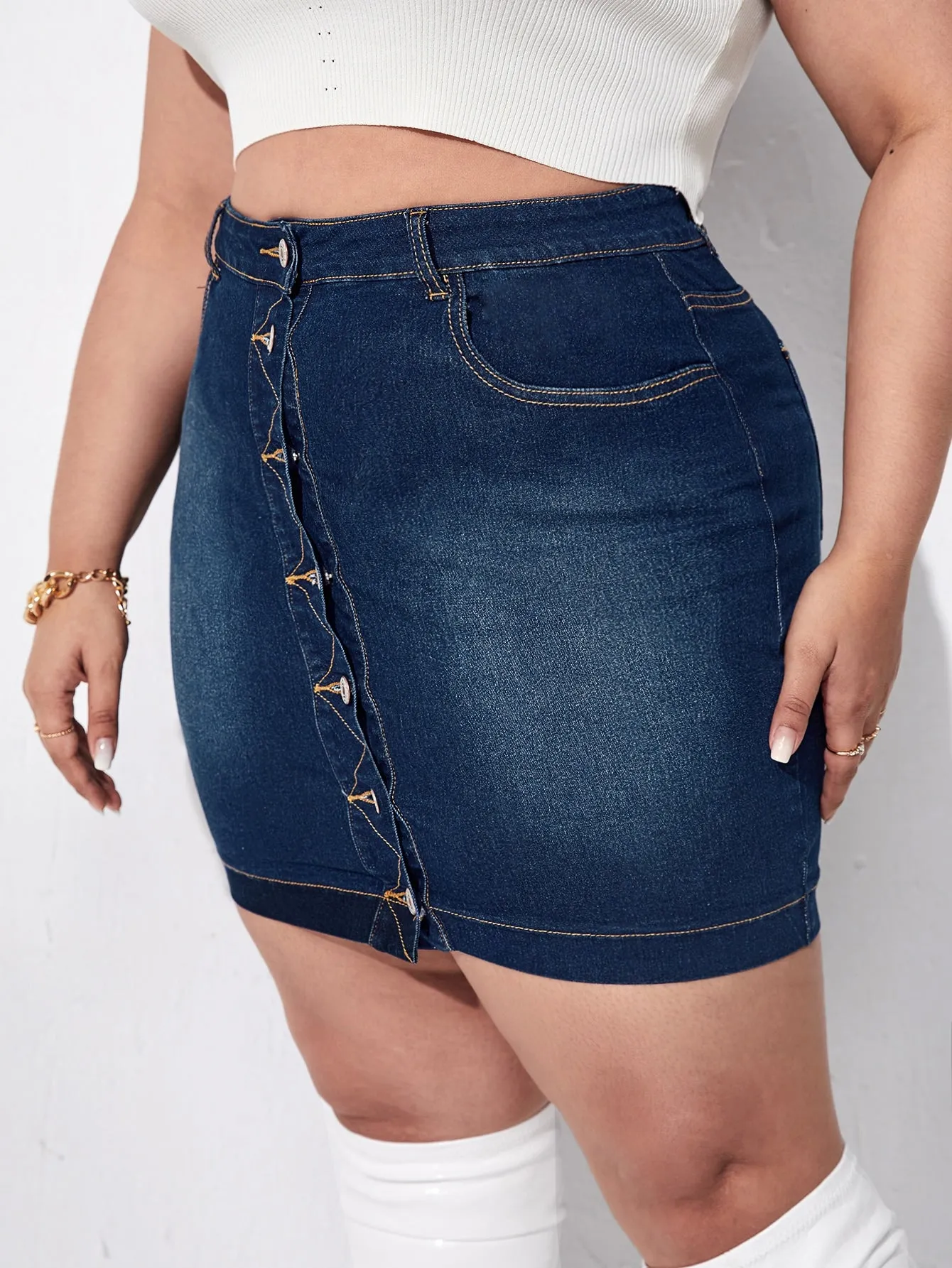 Plain Washed High Waist Short Plus Size Denim Skirt